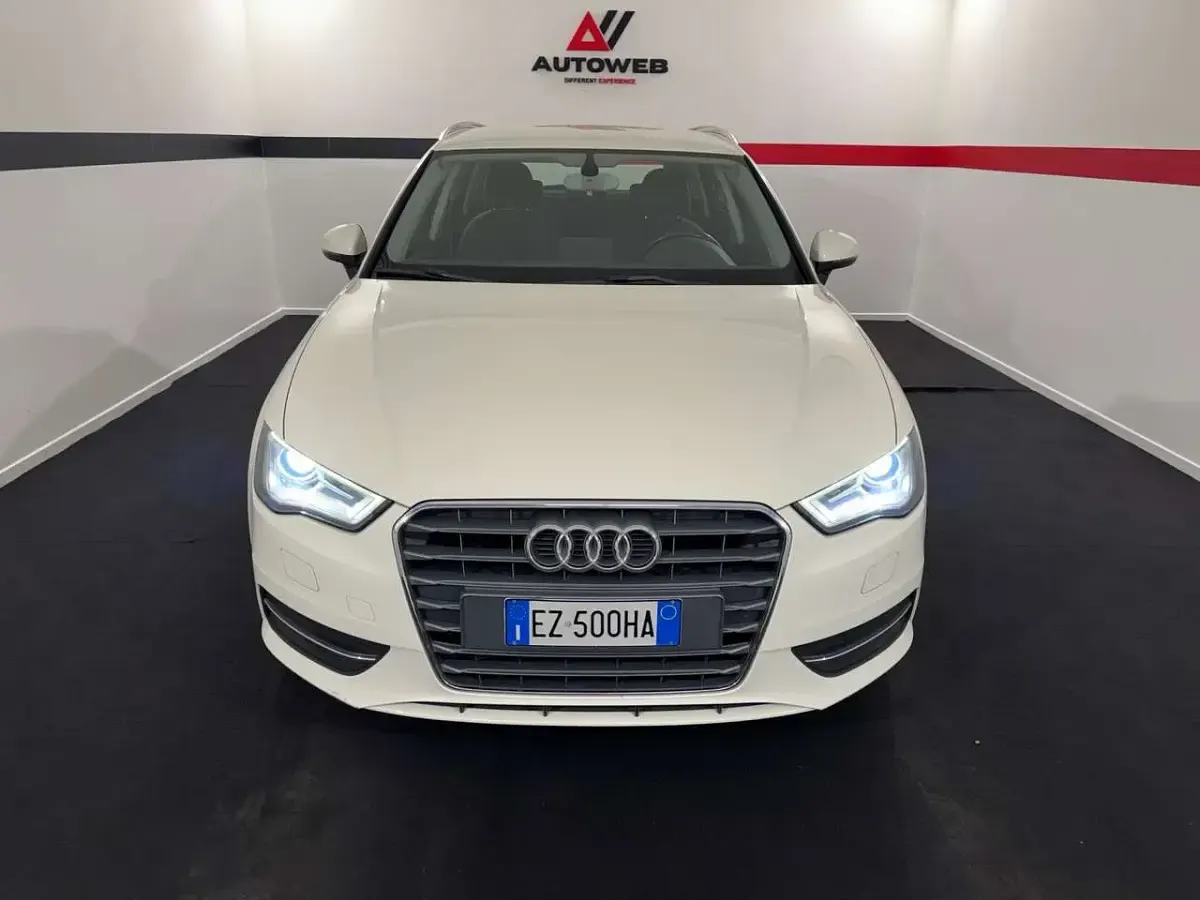 Usata Audi A3 Ambition 110 CV (80 kW) 2015 Bianco Berlina