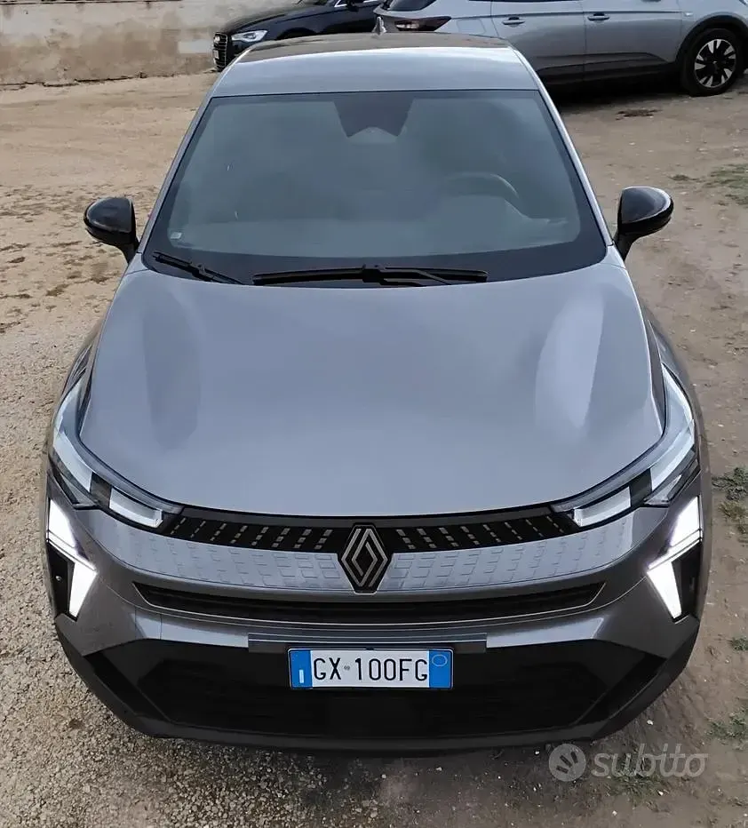 Usata Renault Captur Evolution 91 CV (66 kW) 2024 Grigio SUV