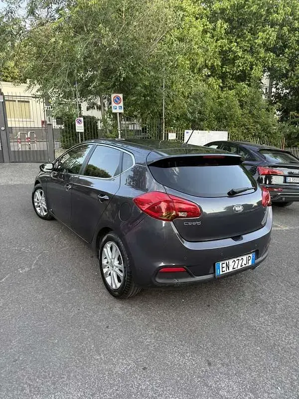 Usata Kia Ceed 110 CV (80 kW) 2012 Utilitaria