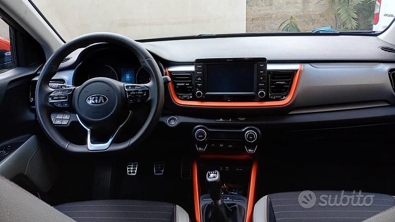 Usata Kia Stonic 116 CV (85 kW) 2018 Grigio SUV