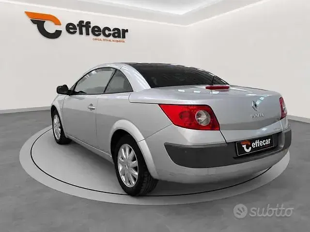 Usata Renault Mégane Cabriolet Dynamique 131 CV (96 kW) 2006 Grigio Cabrio