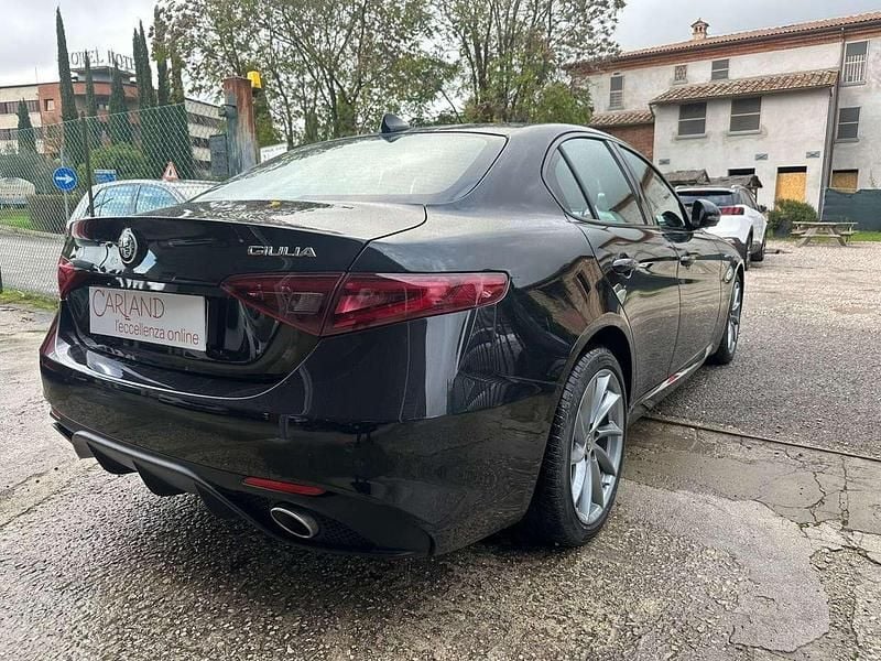 Usata Alfa Romeo Giulia Veloce 211 CV (155 kW) 2018 Nero Berlina