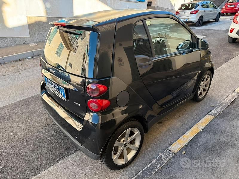 Usata Smart ForTwo Coupé Passion 71 CV (52 kW) 2011 Utilitaria