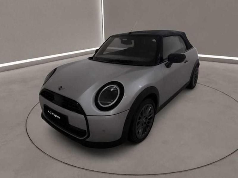 Usata Mini Cooper Classic 119 kW (163 CV) 2025 Argento Utilitaria