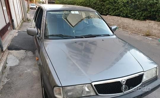 Usata Lancia Dedra 162 CV (119 kW) 1992 Grigio Berlina