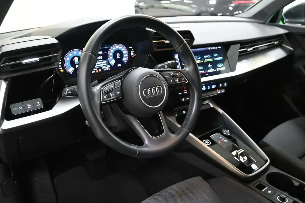 Usata Audi A3 Sportback S-Line 150 CV (110 kW) 2021 Grigio Utilitaria