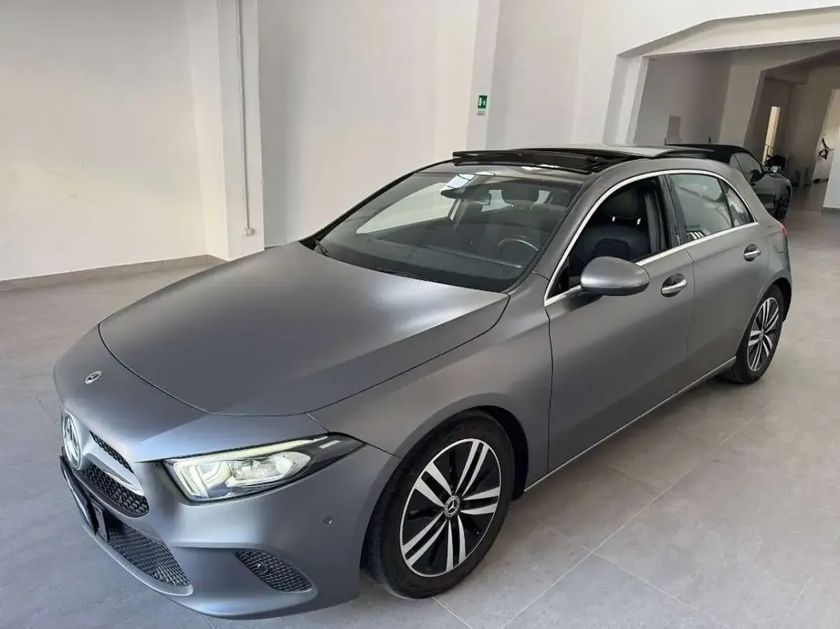 Usata Mercedes A200 Edition 150 CV (110 kW) 2022 Grigio magno designo ( opaco ) Berlina