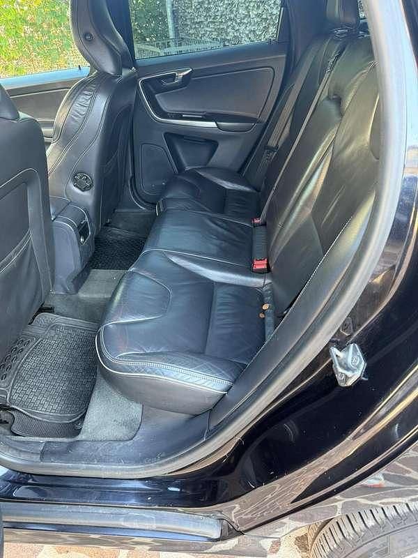 Usata Volvo XC60 R-Design Kinetic 163 CV (119 kW) 2014 Nero SUV