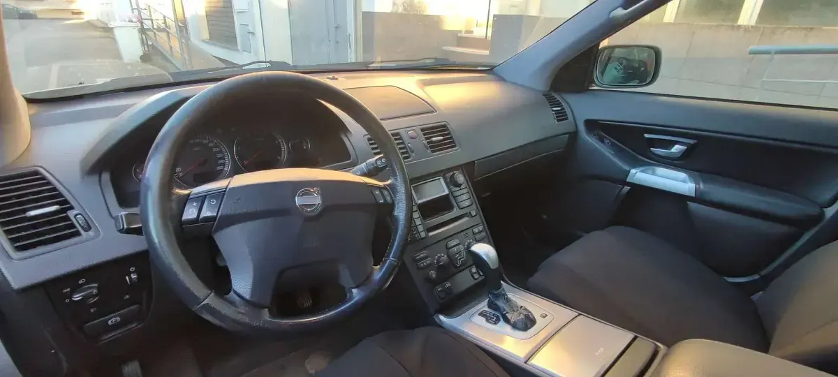 Usata Volvo XC90 163 CV (119 kW) 2003 Grigio SUV
