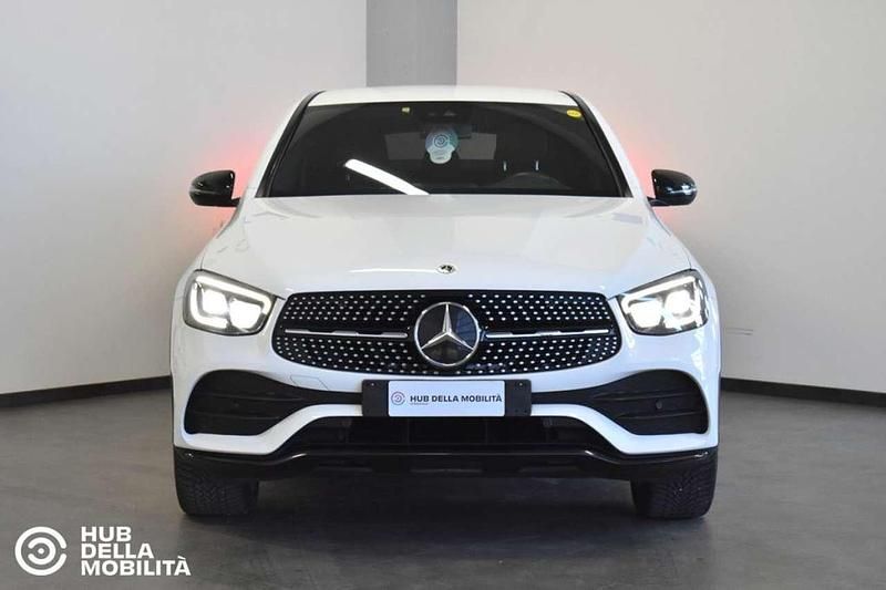Usata Mercedes GLC300 Premium 245 CV (180 kW) 2022 Bianco Coupé