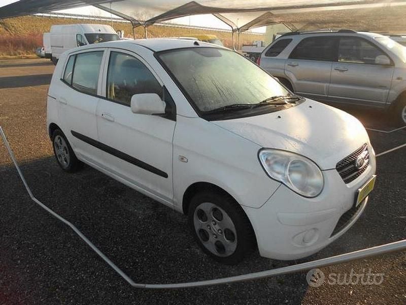 Gebraucht Kia Picanto LX 60 PS (44 kW) 2010 Weiß Kleinwagen
