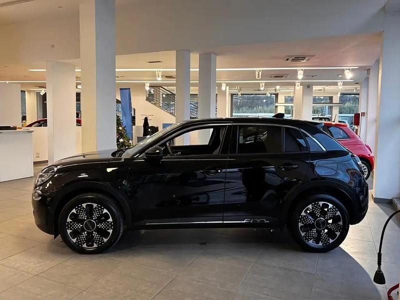 Usata Fiat 600 La Prima 100 CV (73 kW) 2025 Nero SUV