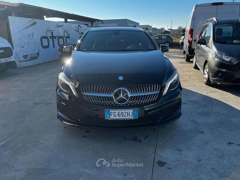 Usata Mercedes A200 Premium 136 CV (100 kW) 2015 Nero Berlina