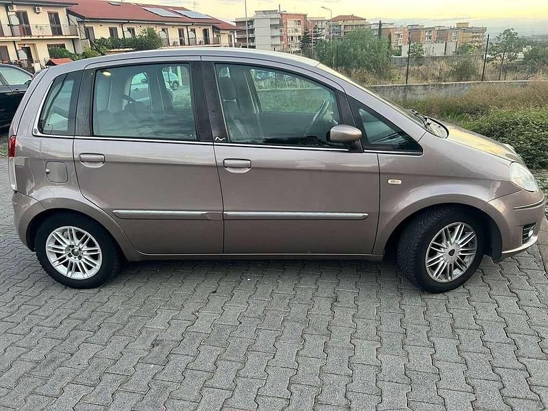 Usata Lancia Musa 95 CV (69 kW) 2008 Monovolume