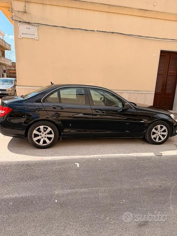 Usata Mercedes C200 2012 Nero Berlina