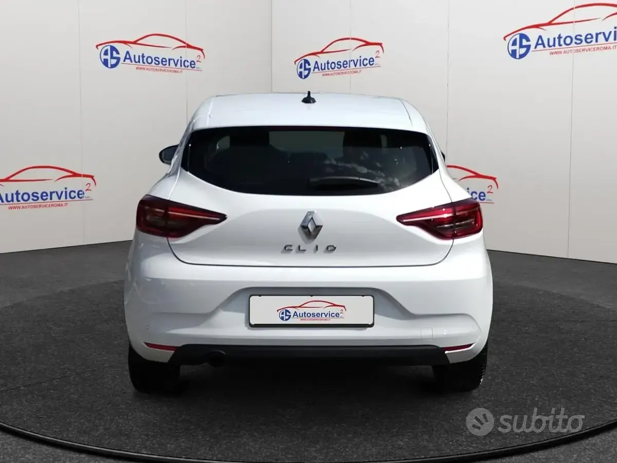 Usata Renault Clio V Business 101 CV (74 kW) 2022 Bianco Berlina