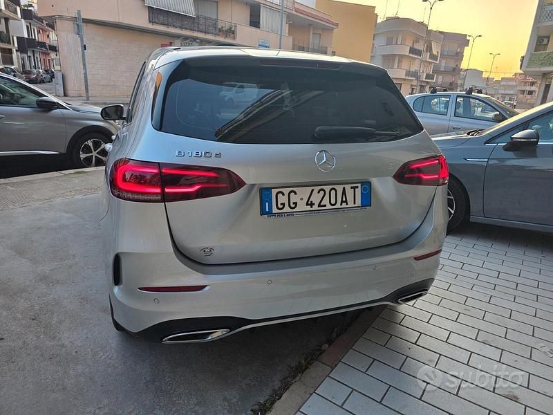Brugt Mercedes B180 Premium 116 HK (85 kW) 2021 Grå MPV