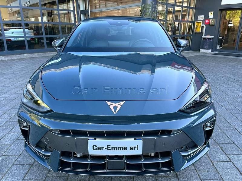 Usata Cupra Leon 150 CV (110 kW) 2024 Fjord blu Berlina