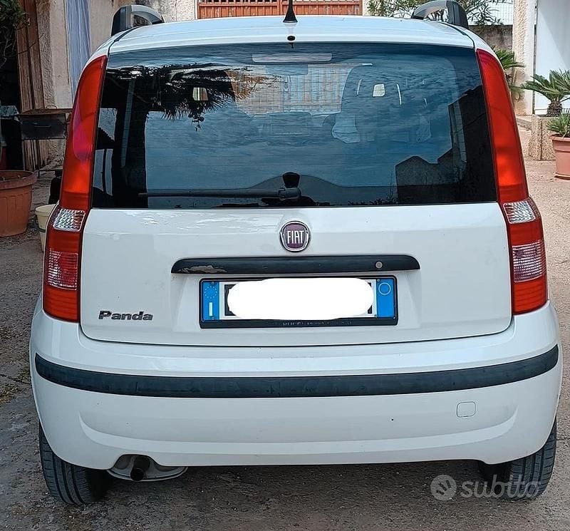 Usata Fiat Panda 69 CV (50 kW) 2011 Bianco Utilitaria