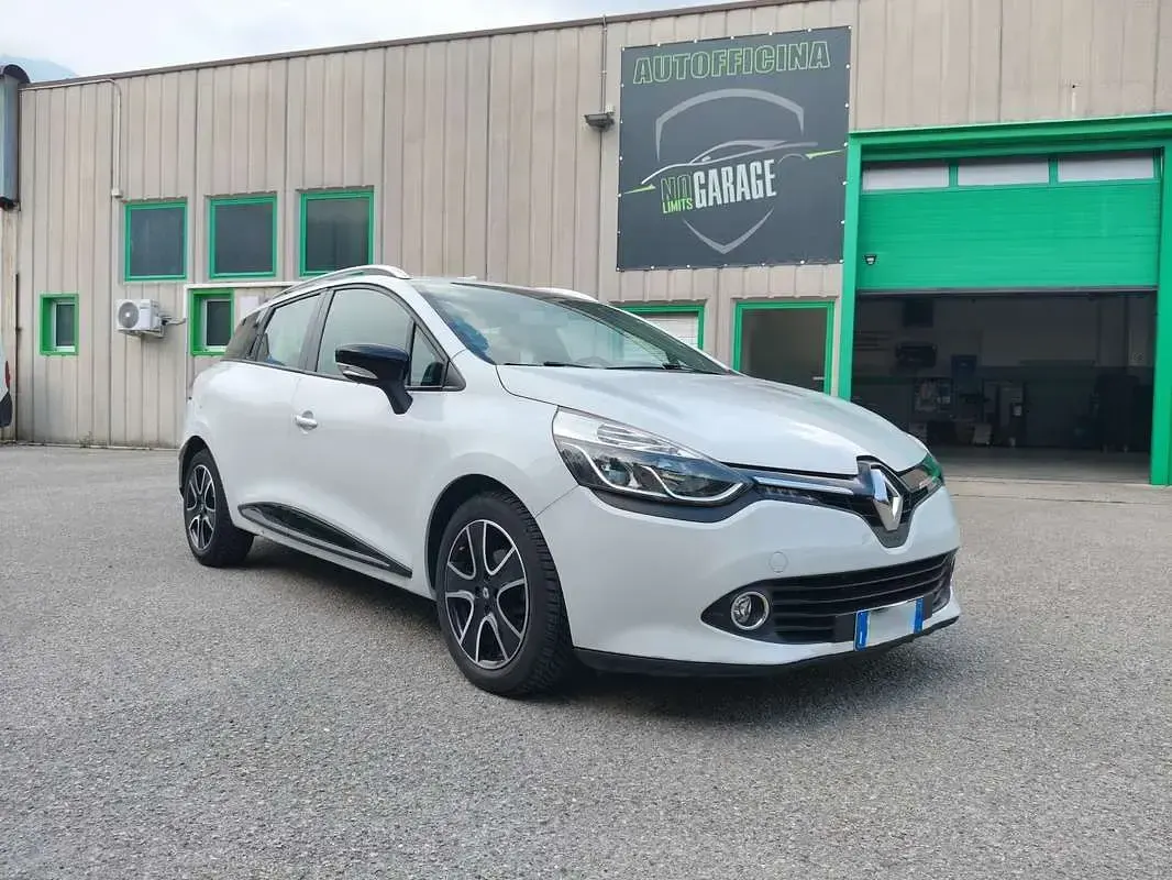 Usata Renault Clio 90 CV (66 kW) 2014 Bianco Station wagon