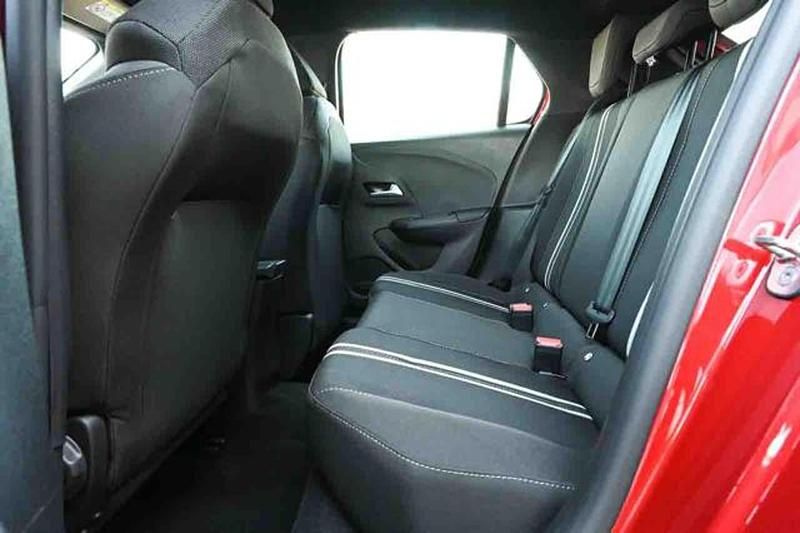 Occasion Opel Corsa 100 ch (73 kW) 2025 Rouge Citadine