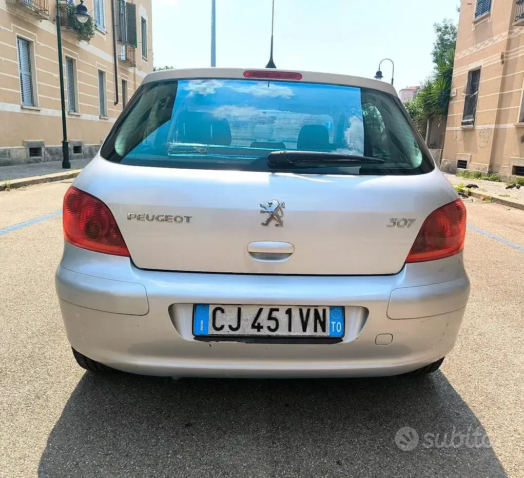 Usata Peugeot 307 109 CV (80 kW) 2003 Grigio Berlina