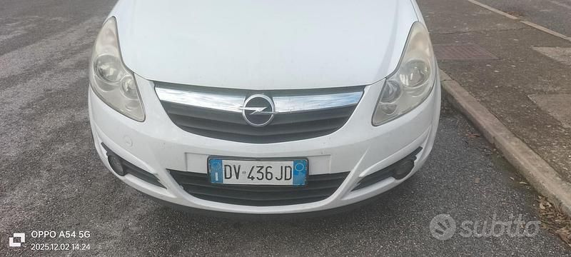 Usata Opel Corsa 2009 Bianco Berlina