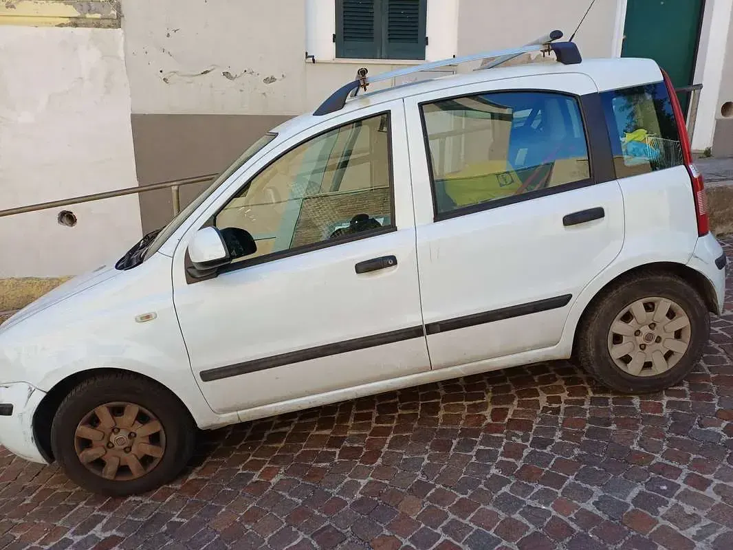Usata Fiat Panda Dynamic 69 CV (50 kW) 2010 Bianco Utilitaria
