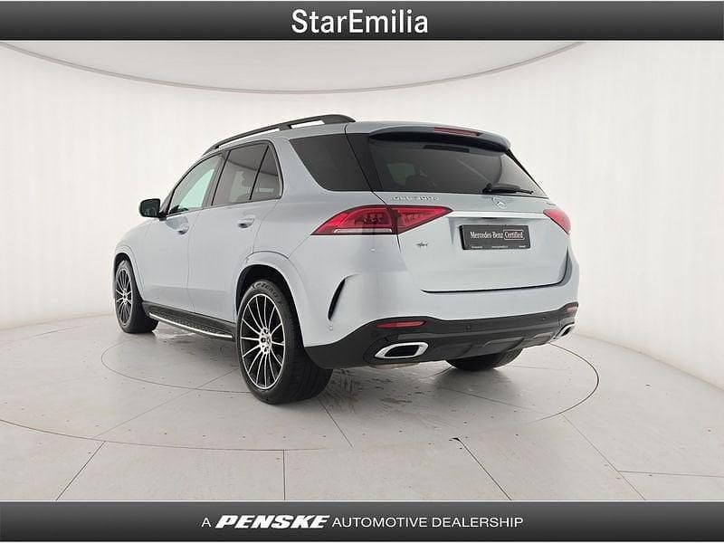 Usado Mercedes GLE300 Premium 272 CV (200 kW) 2023 Plateado SUV