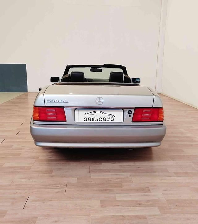 Usata Mercedes SL500 333 CV (244 kW) 1991 Argento Cabrio