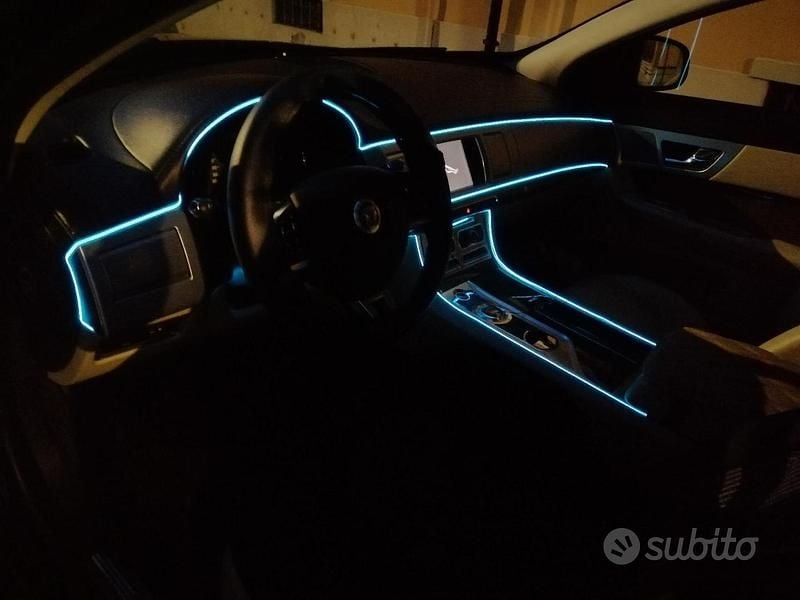 Usata Jaguar XF 200 CV (147 kW) 2014 Nero Berlina