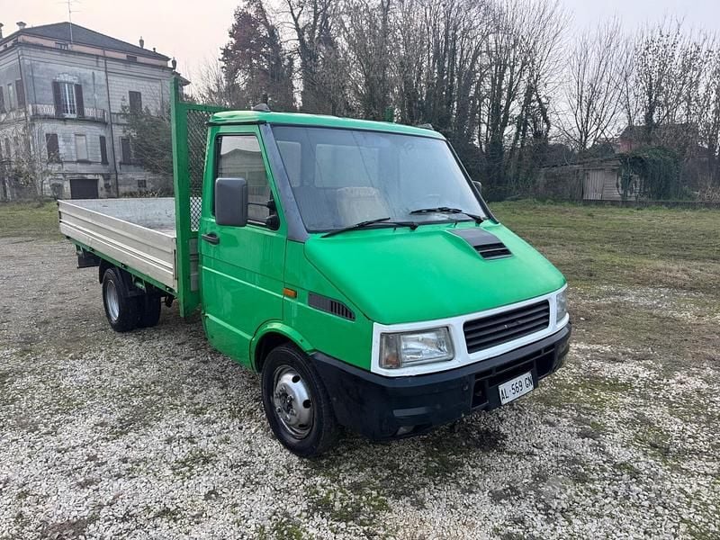 Usata Iveco Daily 103 CV (75 kW) 1998 Verde