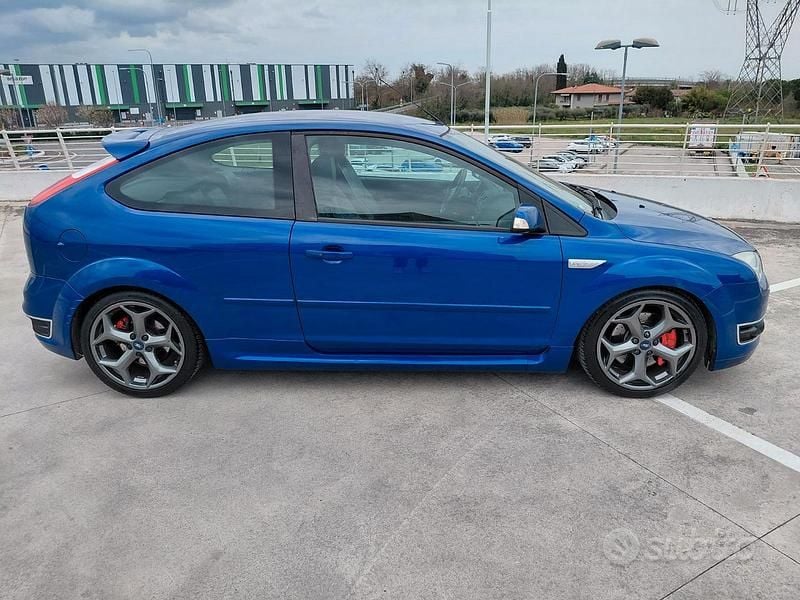 Usata Ford Focus ST 2006 Blu Coupé