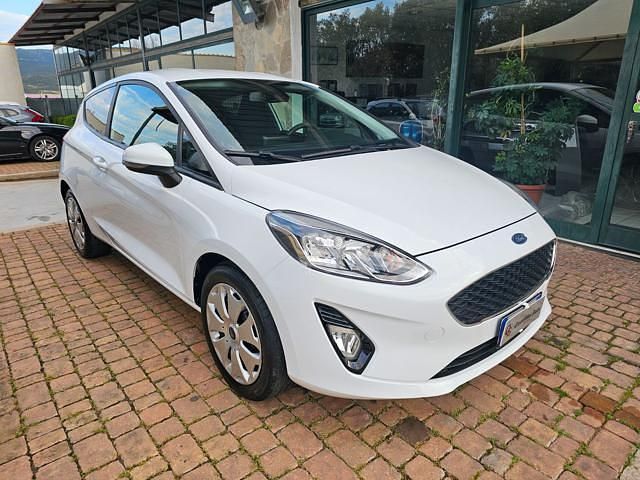 Usata Ford Fiesta Trend 85 CV (62 kW) 2020 Bianco Furgone