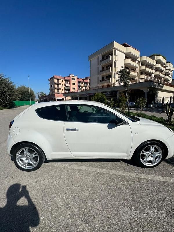 Usata Alfa Romeo MiTo 120 CV (88 kW) 2009 Bianco Utilitaria