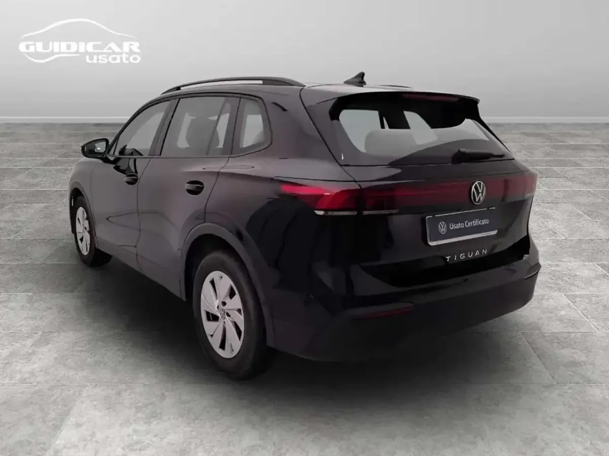 Usata VW Tiguan Life 150 CV (110 kW) 2025 Nero SUV