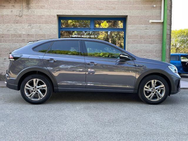 Usata VW Taigo R-line 110 CV (80 kW) 2023 Argento SUV