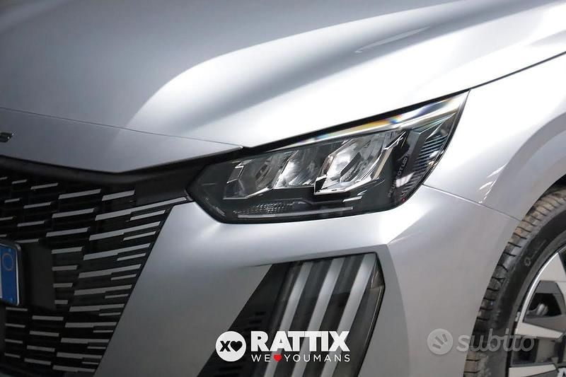 Nuova Peugeot 208 Business-Line 110 CV (80 kW) 2025 Grigio Utilitaria