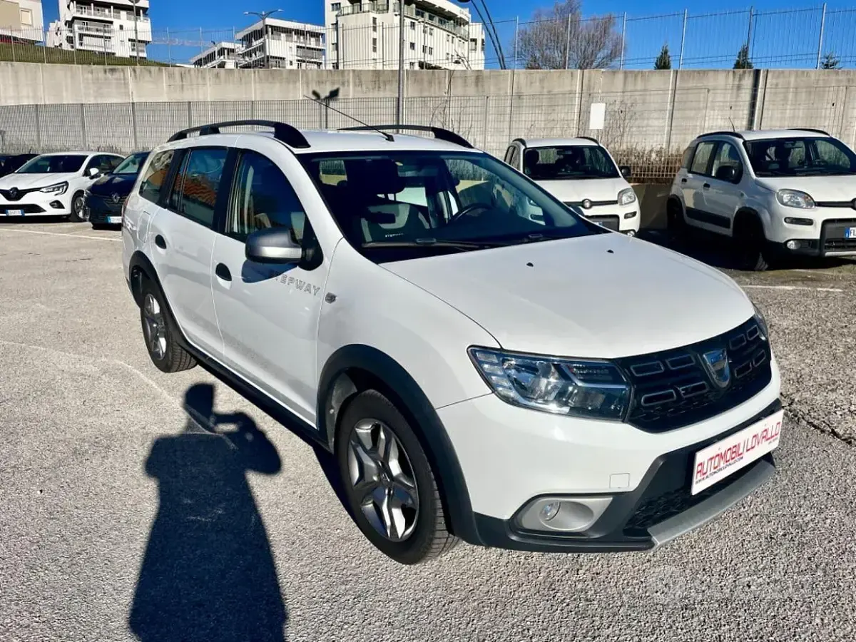 Usata Dacia Logan MCV Stepway 90 CV (66 kW) 2018 Bianco Station wagon