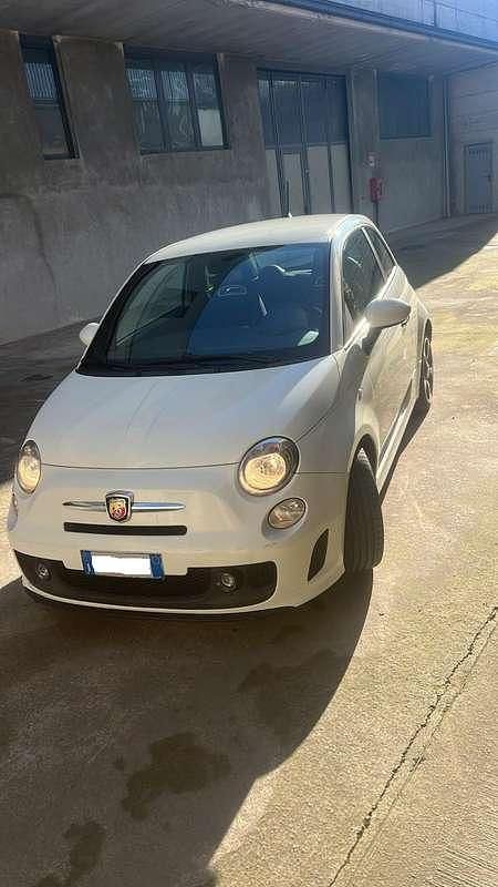 Usata Abarth 595 Custom 135 CV (99 kW) 2013 Bianco Utilitaria