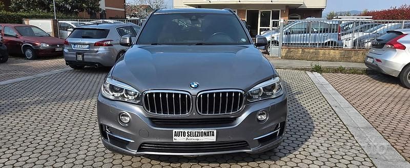 Usata BMW X5 Luxury Line 231 CV (169 kW) 2015 Grigio SUV