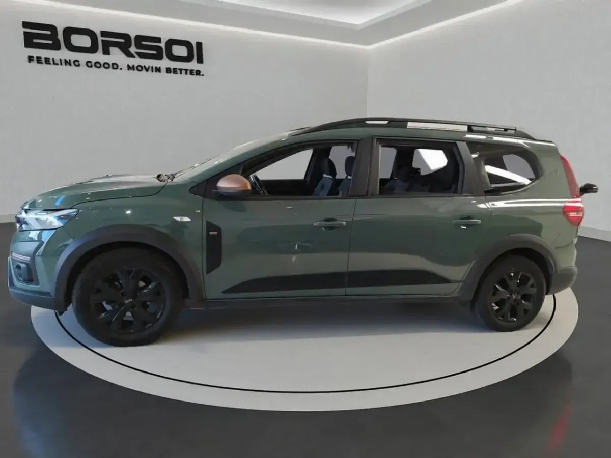 Usata Dacia Jogger Extreme 101 CV (74 kW) 2023 Verde oxide Monovolume