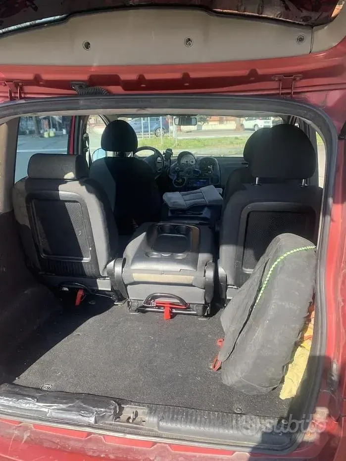 Usata Fiat Multipla 103 CV (75 kW) 2007 Rosso Monovolume