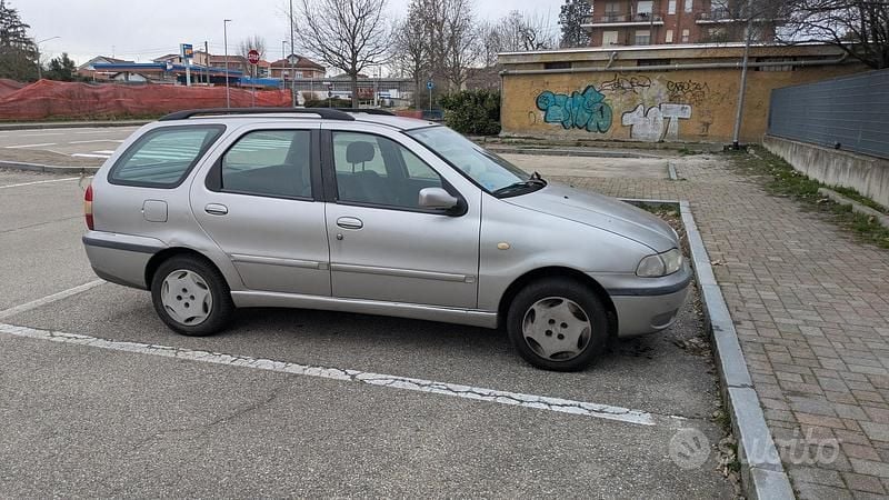 Usata Fiat Palio Weekend 60 CV (44 kW) 2001 Station wagon