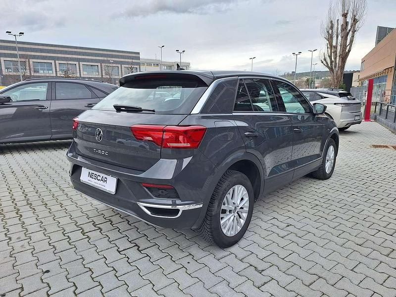 Usata VW T-Roc Business 150 CV (110 kW) 2021 Grigio SUV