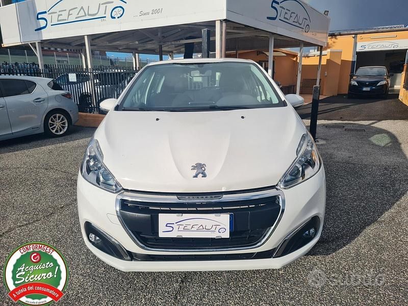 Usata Peugeot 208 102 CV (75 kW) 2019 Bianco Utilitaria