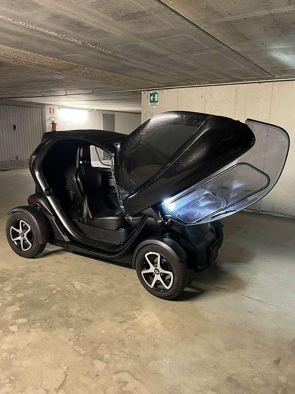 Usata Renault Twizy 12 kW (17 CV) 2019 Nero Utilitaria