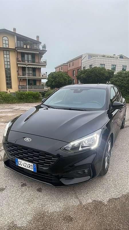 Usata Ford Focus ST-Line 120 CV (88 kW) 2021 Nero Berlina
