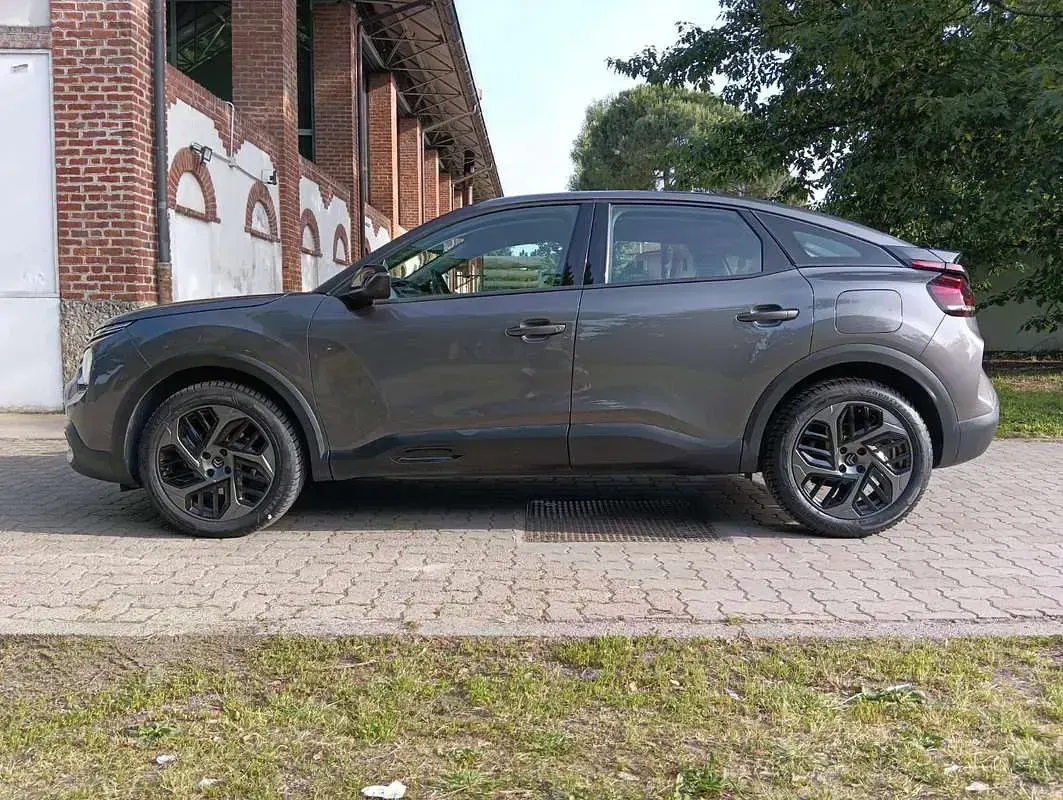 Usata Citroën C4 Feel 131 CV (96 kW) 2022 Grigio Berlina
