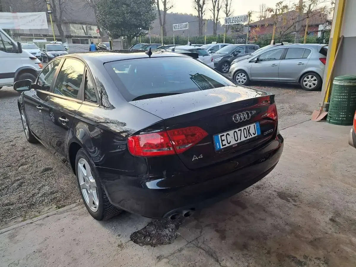 Usata Audi A4 Ambiente 143 CV (105 kW) 2010 Nero Berlina